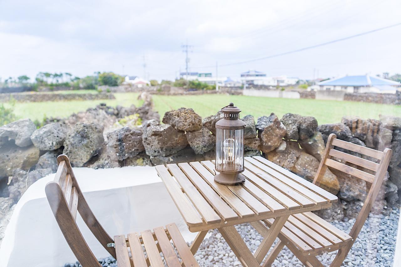 Wooyeon Handong Pension Jeju Eksteriør billede
